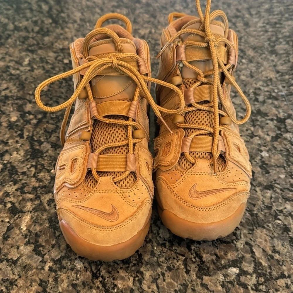 Nike air Uptempo Kids Tan Sneakers 5.5Y